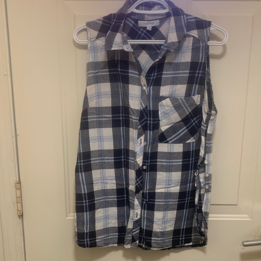 Plaid Sleeveless Button Down Shirt